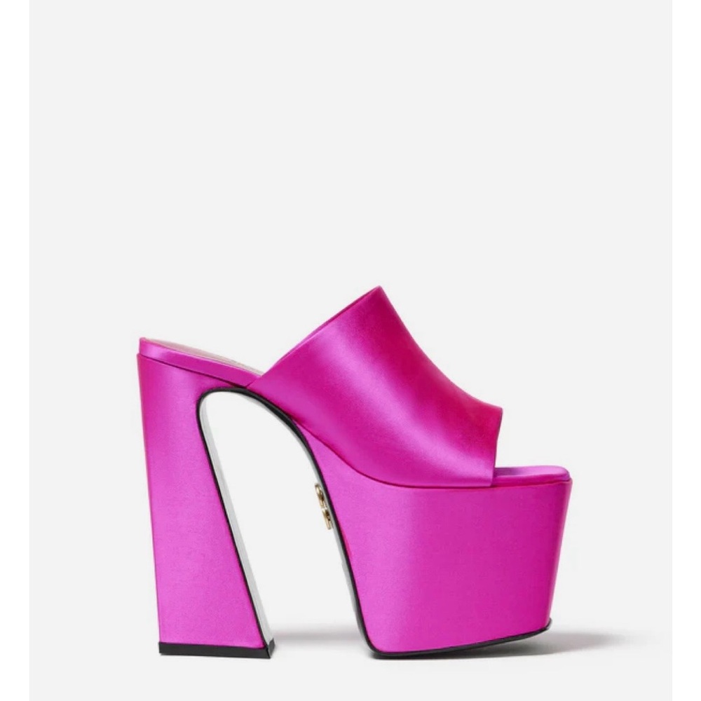 Brandon Blackwood Fuchsia Mules